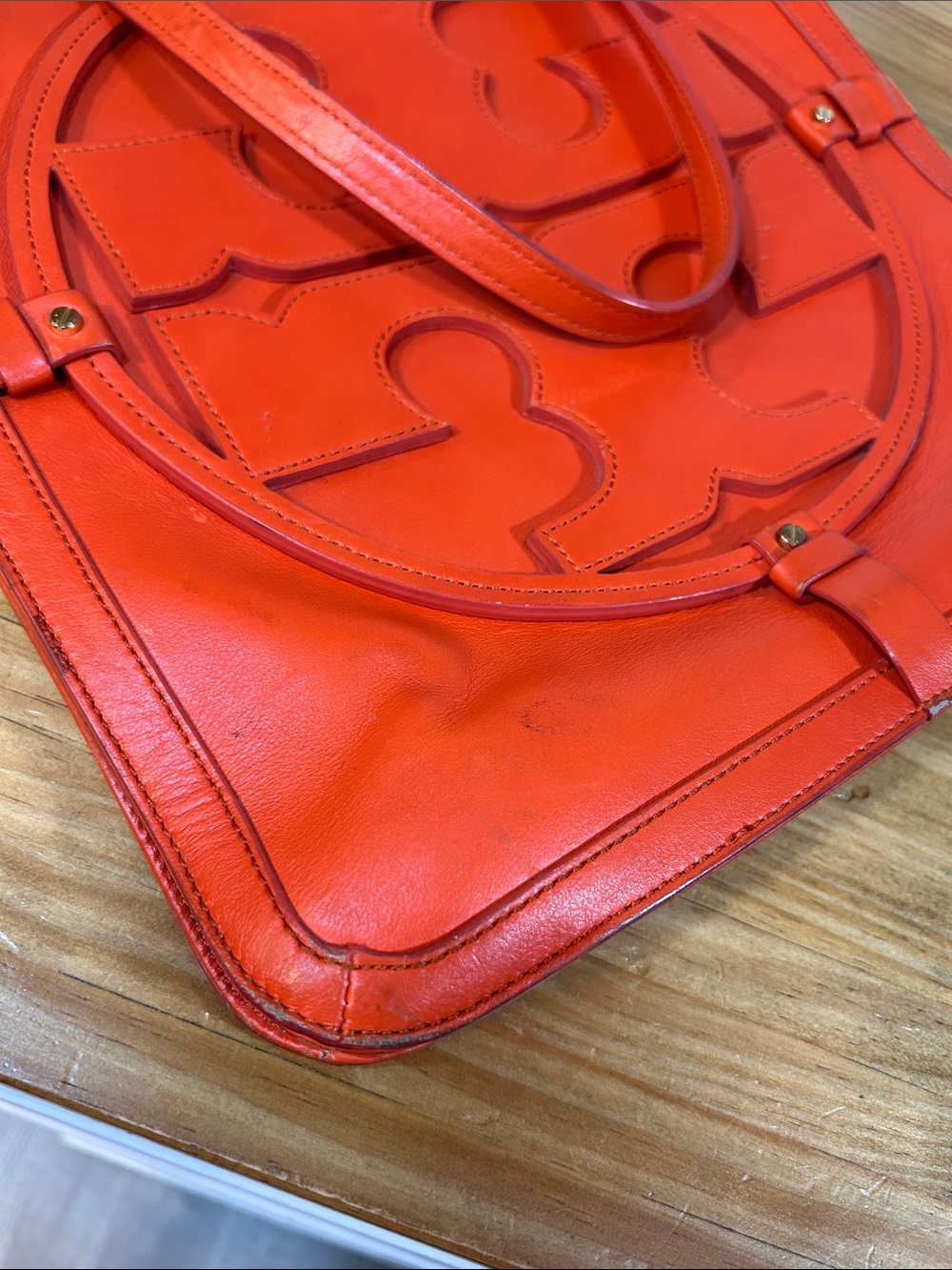Tory Burch Women’s Orange Leather Tote with Signature Logo - Picture 8 of 16